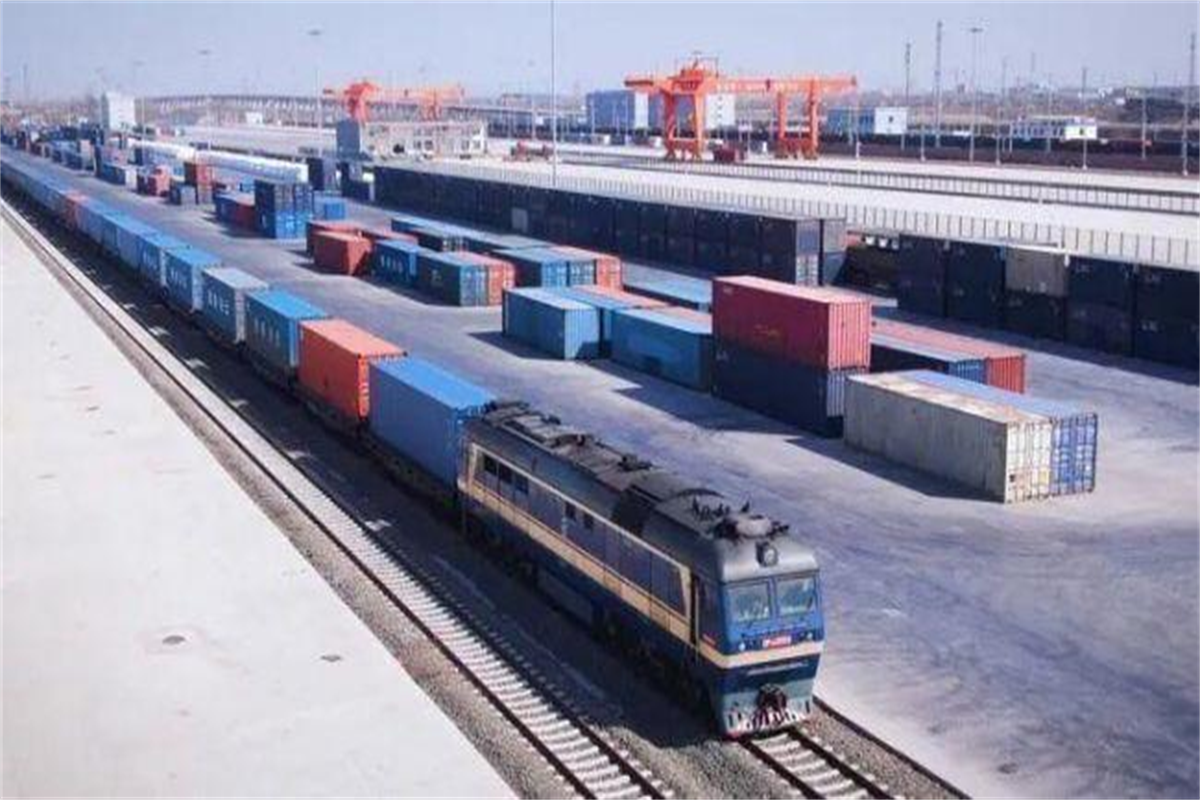 First China-Laos International Freight Train Departs from Jinan Dongjia Railway International Freight Center